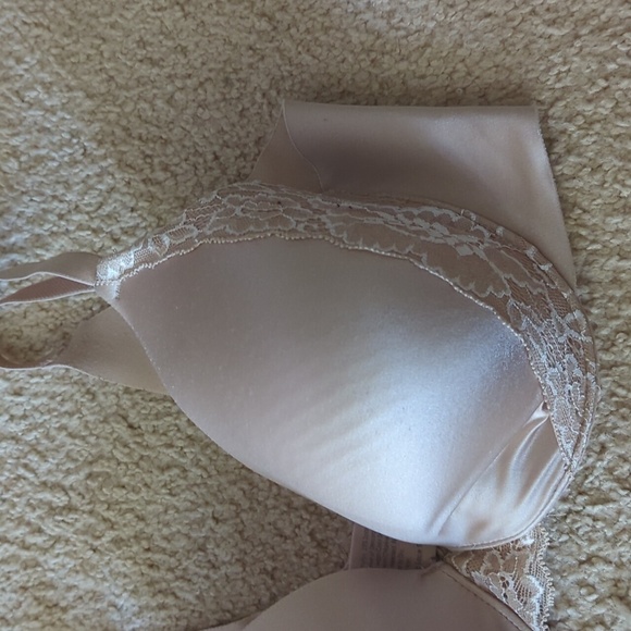 Soma Vanishing Back FC Lace Trim Beige Two Clasp Bra Size 36 C - Picture 4 of 10